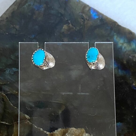 VTG Sterling Silver 925 Dainty Southwest Style Oval Turquoise Leaf Stud Earrings - Picture 2 of 16